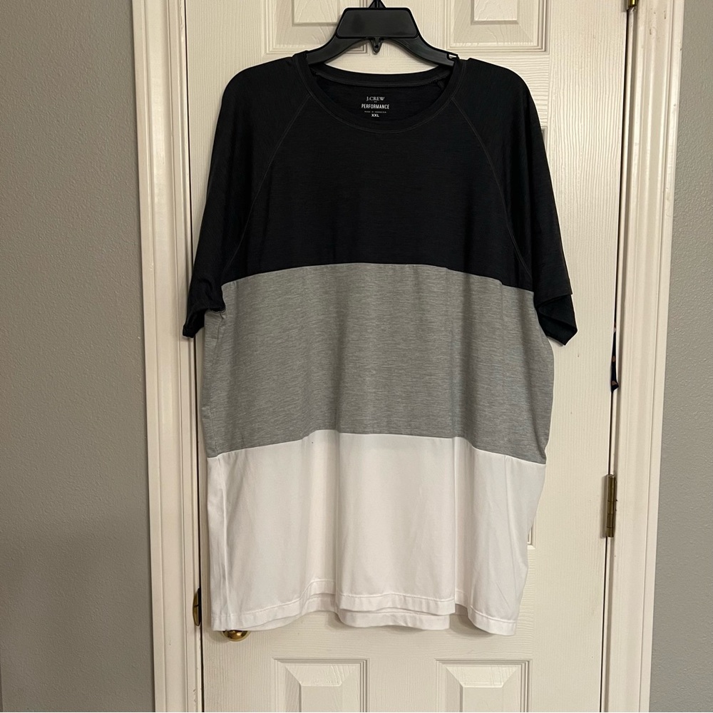 J Crew Performance T- Men’s XXL